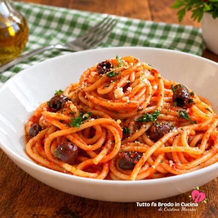 RICETTA SPAGHETTI ALLA PUTTANESCA