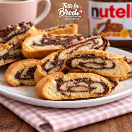 BISCOTTI ARROTOLATI ALLA NUTELLA FRIABILI