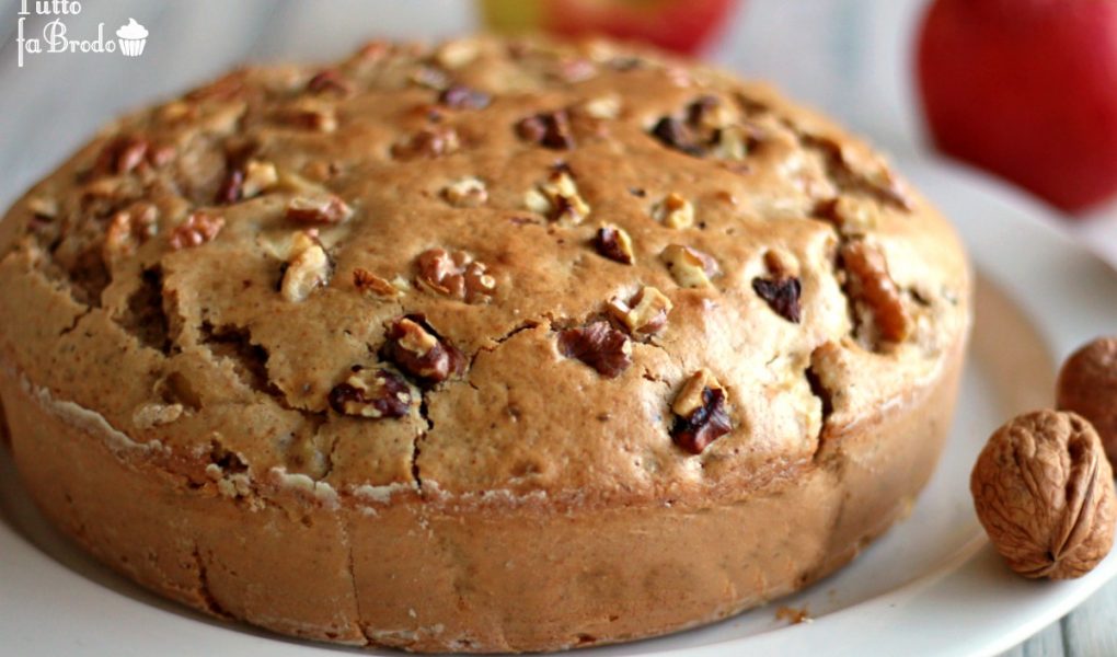 TORTA ALLE MELE E NOCI RUSTICA