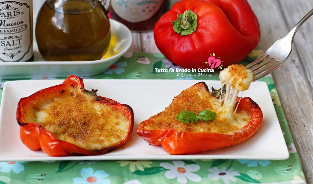 PEPERONI E MOZZARELLA GRATINATI al forno “Filanti”