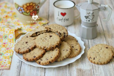 BISCOTTI ALL'AVENA E GOCCE DI CIOCCOLATO BIMBY