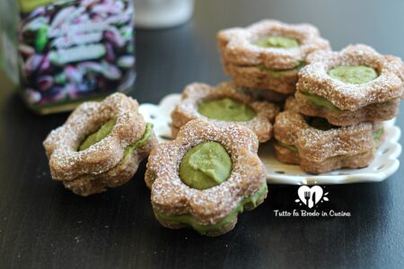 BISCOTTI FRIABILI AL PISTACCHIO