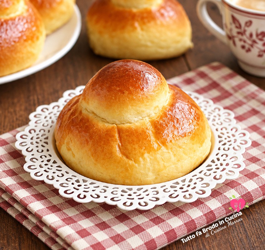 BRIOCHE COL TUPPO SICILIANE
