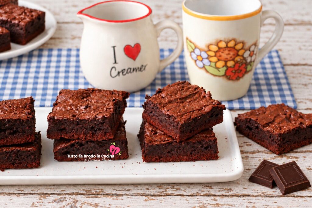 BROWNIES AL CIOCCOLATO FONDENTE