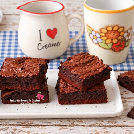 BROWNIES AL CIOCCOLATO FONDENTE