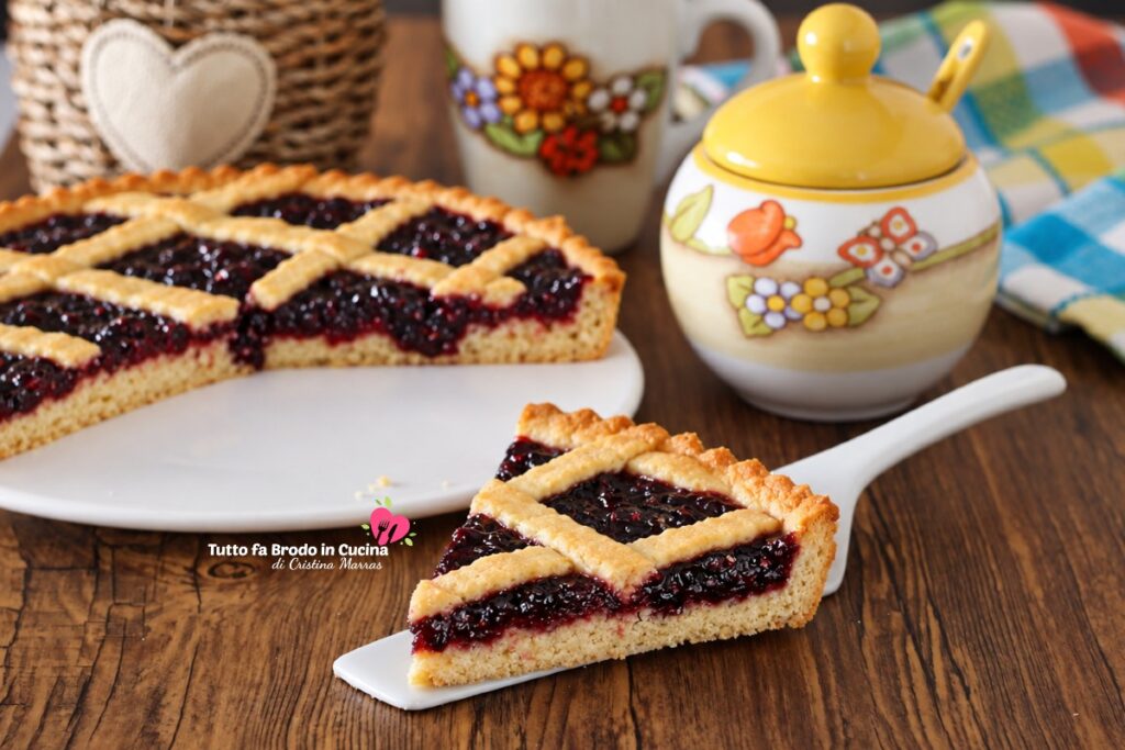 CROSTATA ALLA MARMELLATA DI FRUTTI DI BOSCO