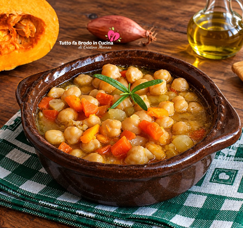 MINESTRA DI CECI E ZUCCA AL ROSMARINO