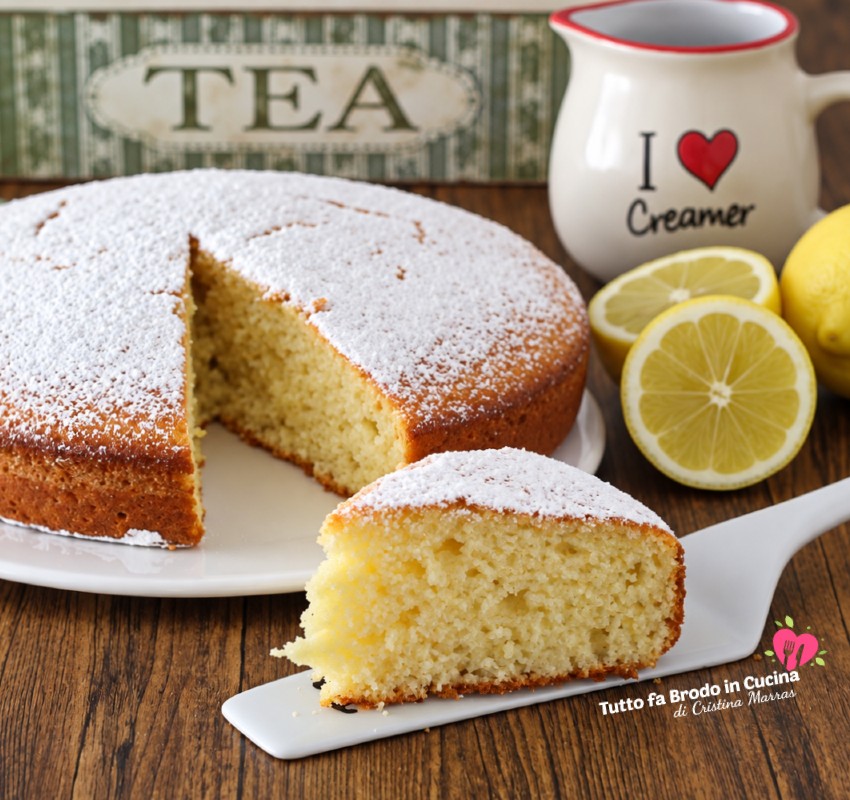 TORTA 8 CUCCHIAI AL LIMONE