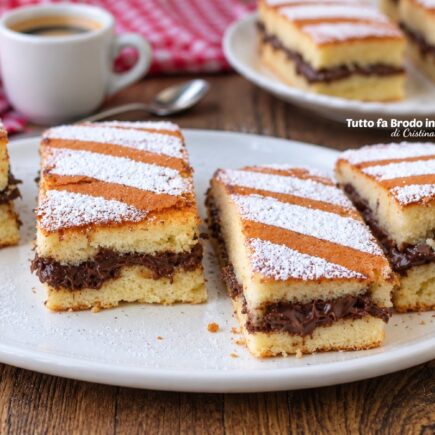 TRANCETTI DI PAN DI SPAGNA ALLA NUTELLA